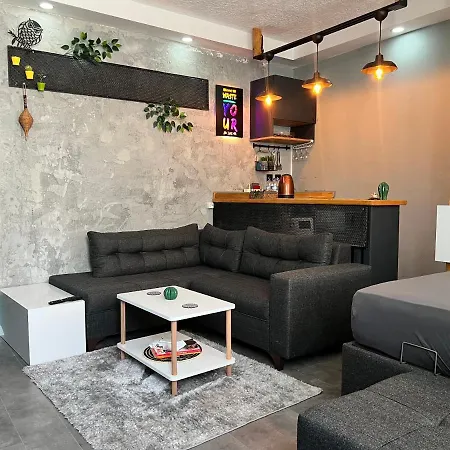 Jacuzzi In The Location Apartment Antalya